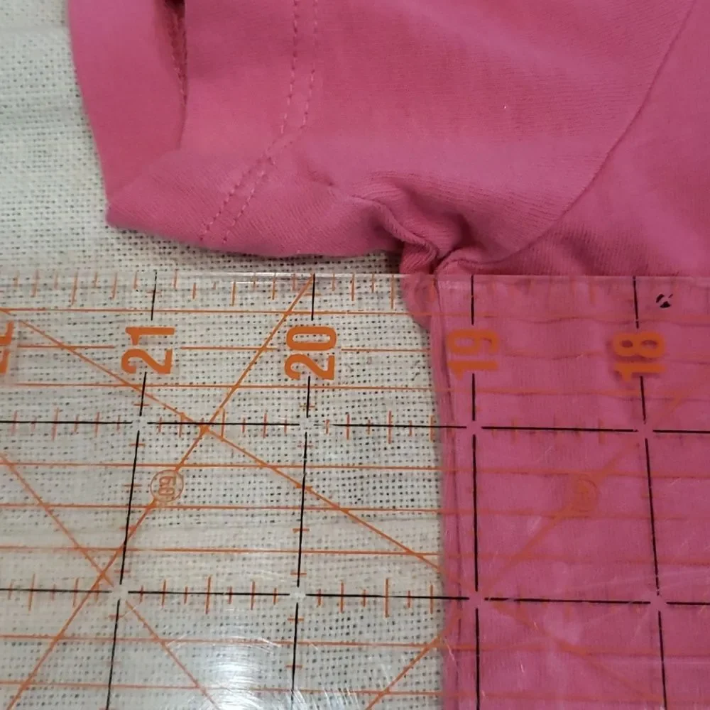 J. Crew Mercantile Shirt Mens sz Medium Slim Pink Short Sleeve V-Neck Tee